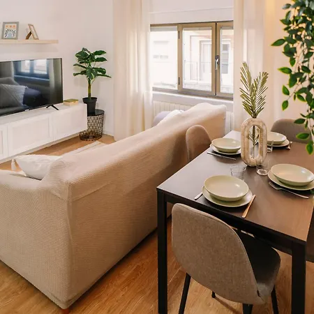 Premium - Centro A Un Paseo - Hospital Y Campus 5 Min - 3 - Camas Premium - Fibra 1gb Salamanca