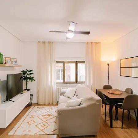 Premium - Centro A Un Paseo - Hospital Y Campus 5 Min - 3 - Camas Premium - Fibra 1gb Appartement Salamanca