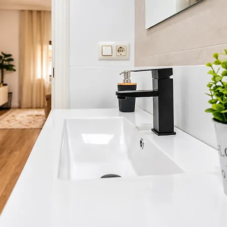 Appartement Premium - Centro A Un Paseo - Hospital Y Campus 5 Min - 3 - Camas Premium - Fibra 1gb *