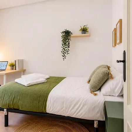 Premium - Centro A Un Paseo - Hospital Y Campus 5 Min - 3 - Camas Premium - Fibra 1gb