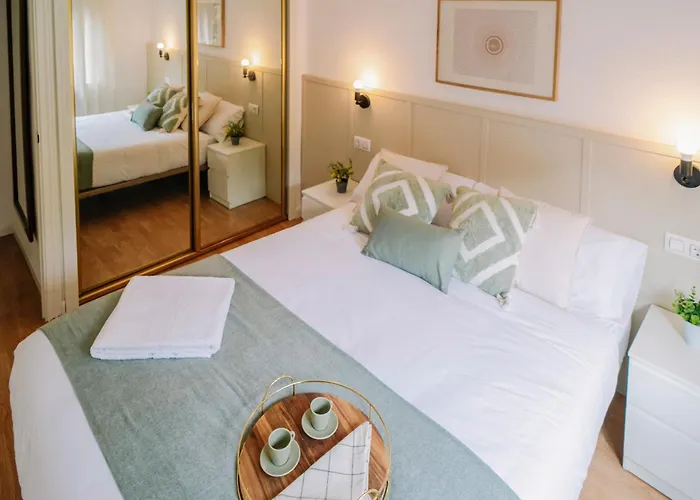 Centro, Hospital Y Campus Universitario A 5 Minutos - Camas De Primera - Lavadora - Smarttv - Wifi 1 Gb - Teletrabajo Apartment *