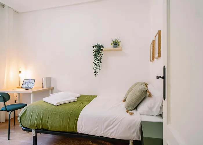 Διαμέρισμα Centro, Hospital Y Campus Universitario A 5 Minutos - Camas De Primera - Lavadora - Smarttv - Wifi 1 Gb - Teletrabajo *