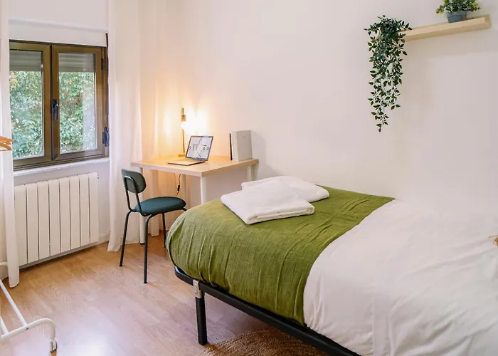 Apartment Centro, Hospital Y Campus Universitario A 5 Minutos - Camas De Primera - Lavadora - Smarttv - Wifi 1 Gb - Teletrabajo *